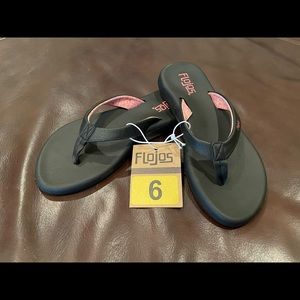 Flojos black sandals/flip flops size 6